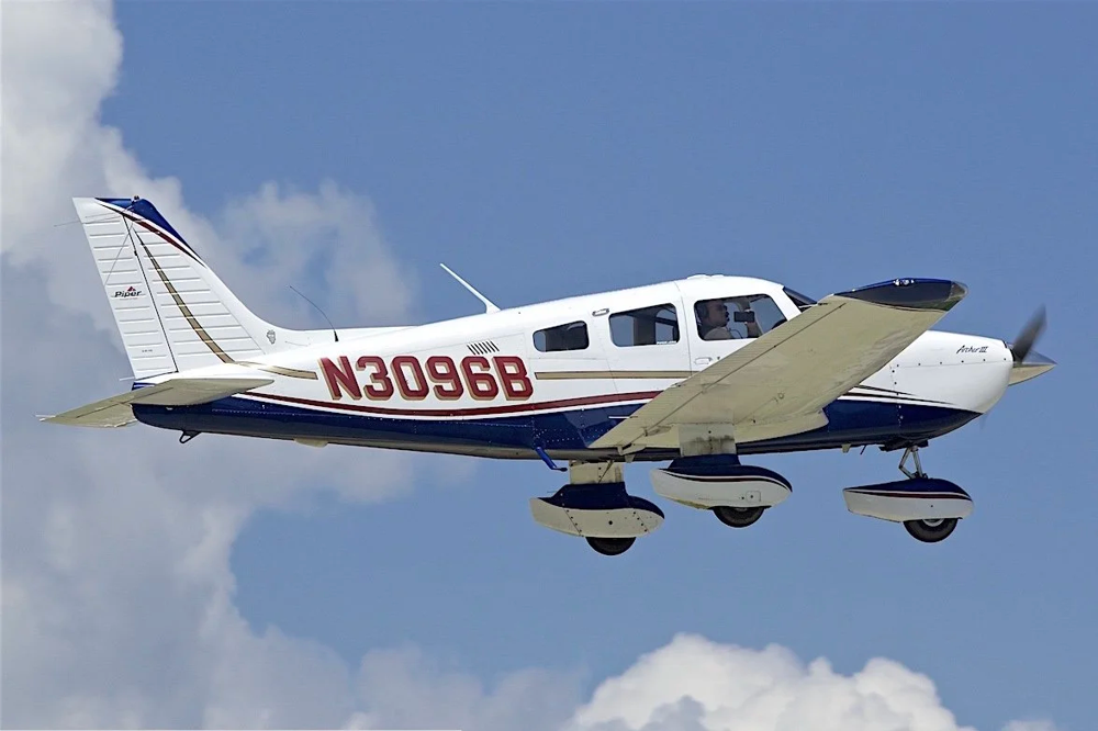 Piper Archer III N3096B